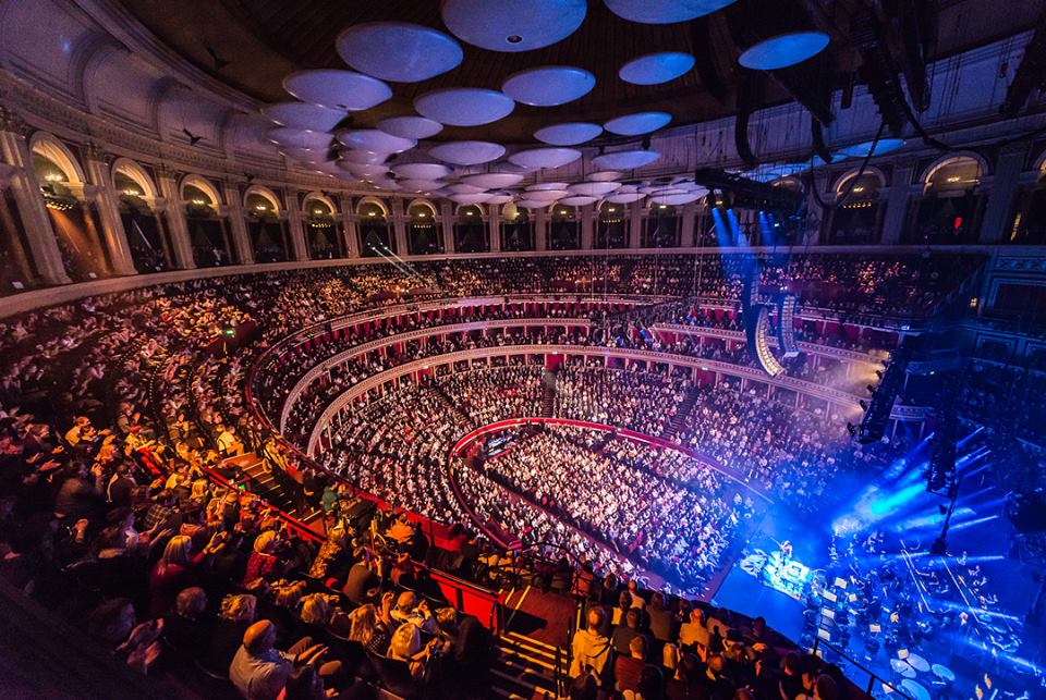 VIDEO: 2CELLOS Play Prestigious Royal Albert Hall in London | Croatia Week