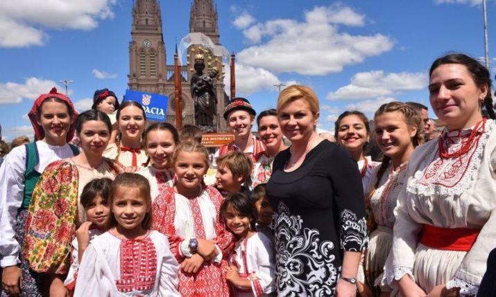 PHOTOS: Croatian President Meets Croatian Community in Argentina ...