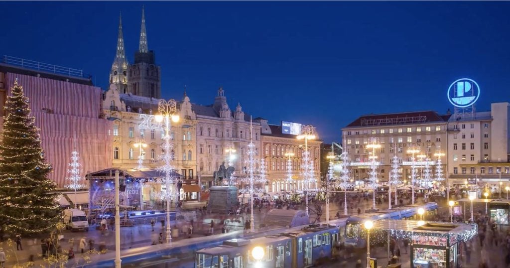 Stunning Timelapse Video Shows Magical Advent In Zagreb Atmosphere ...