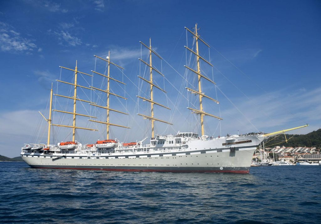 PHOTOS: World’s largest sailing ship built in Split in full sail for ...