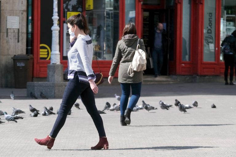 Prvi dan nakon zatvaranja uslužnih djelatnosti u Zagrebu.