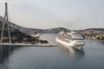 Carnival Magic cruise ship arrives in Dubrovnik for repatriation