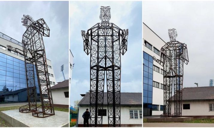 Croatian artist creates world’s biggest Nikola Tesla monument