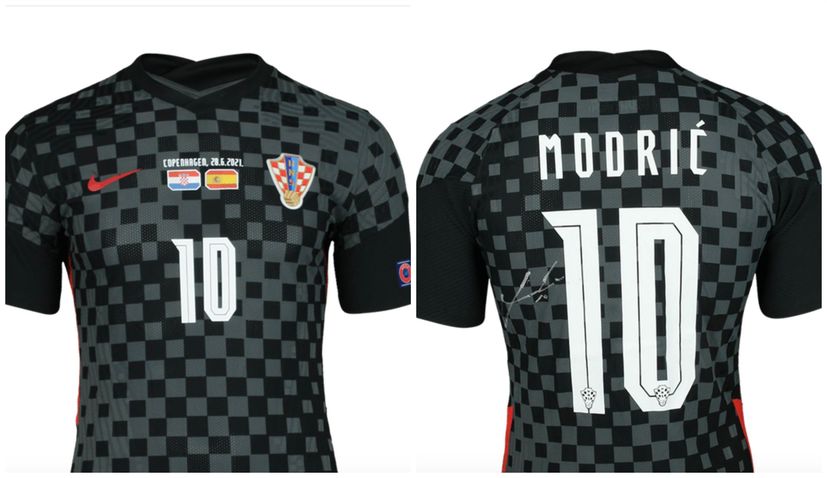 Luka Modric donates World Cup jersey to earthquake victims in Türkiye