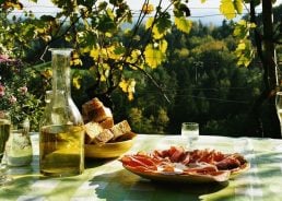 Martinje: Croatians celebrate the holy day of wine today 