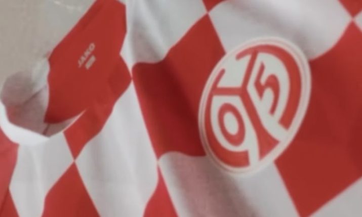 VIDEO: Hajduk Split unveil new kit made from recycled plastic bottles