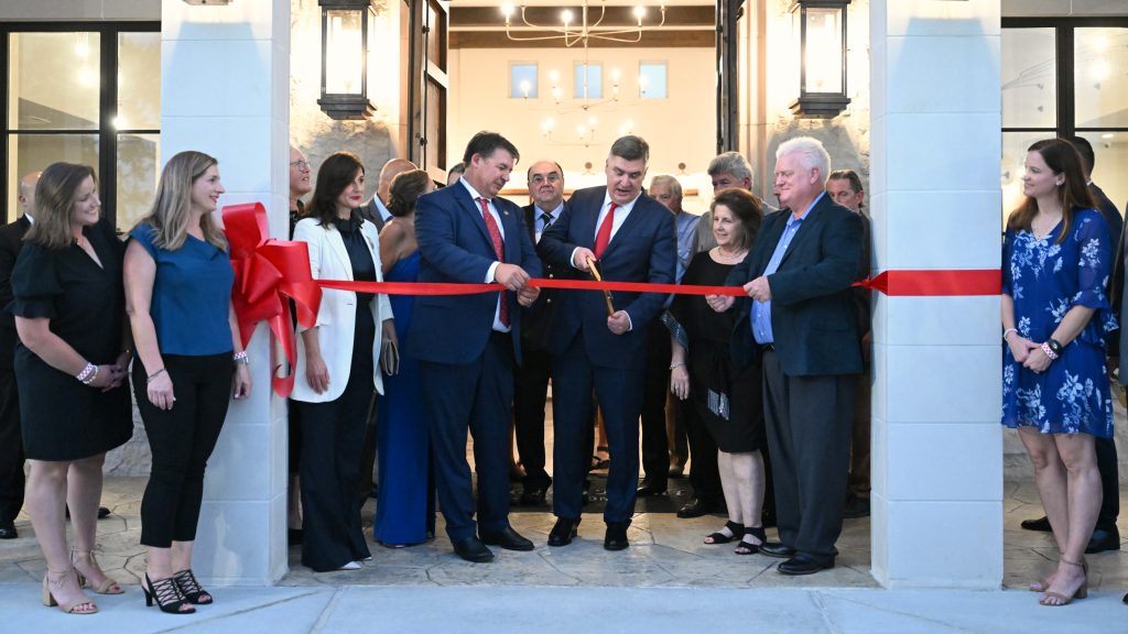  President opens new Croatian House in New Orleans 