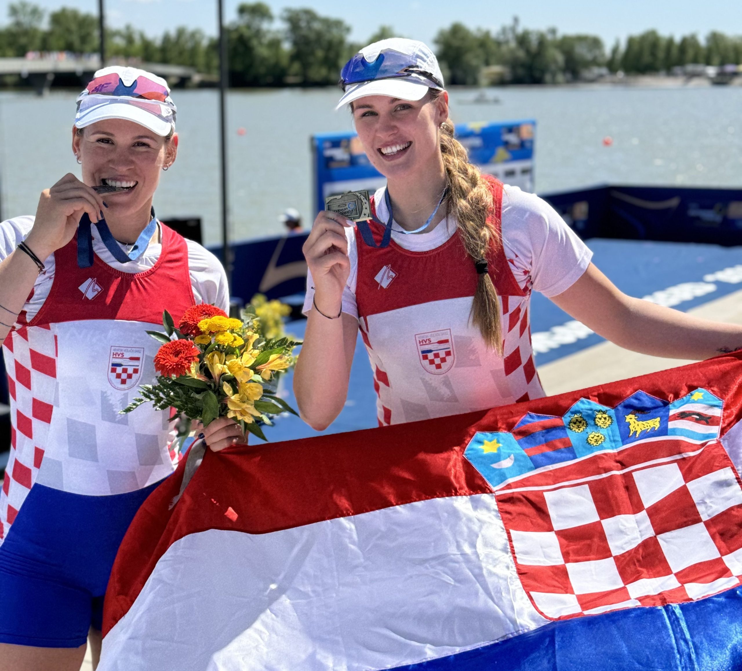  Ivana and Josipa Jurković