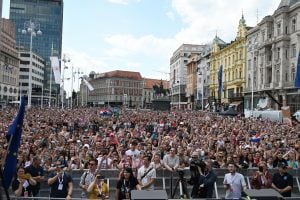 Thousands welcome Baby Lasagna home on Zagreb’s main square