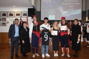 Talented young Croatian New Zealanders awarded inaugural scholarships