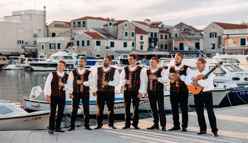 A Stroll with the Klapa: Unique walking tour launches on Croatian coast 