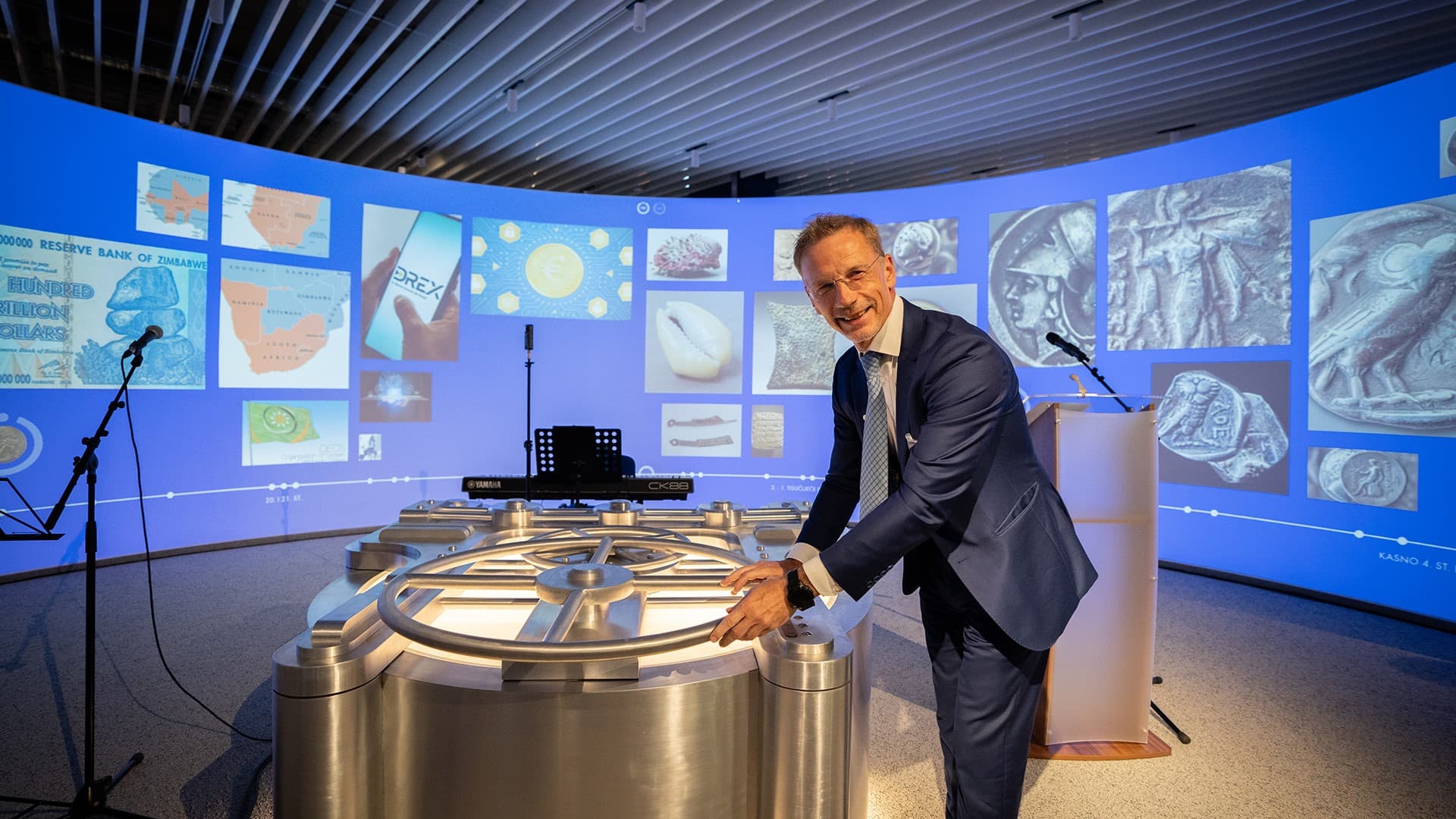Boris Vujčić opens Moneterra—the Croatian National Bank’s Money Museum—at Ban Centre on European Square