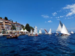 Start regate Mala barka Štorija od mora u Mošćničkoj Dragi