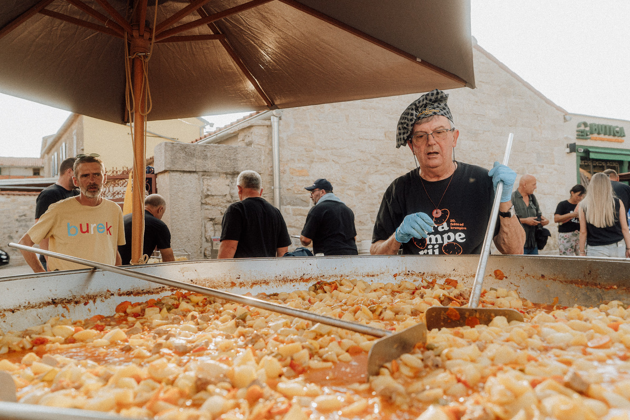 Gramperijada in Kaštelir-Labinci in Istria, Croatia