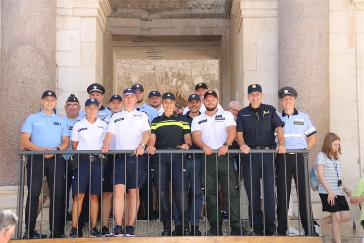 Foreign police officers in Split