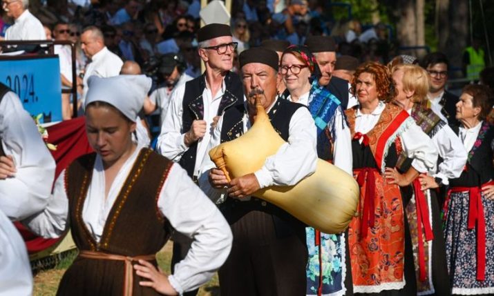 PHOTOS: The 49th Prstenac Race keeps an old Croatian tradition alive