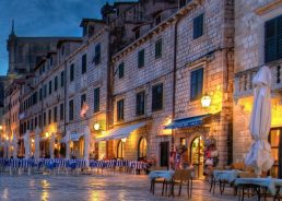 Restaurants and shops taking a hit on Croatian coast 