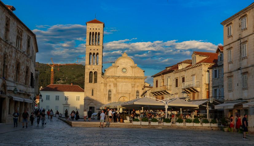 Hvar