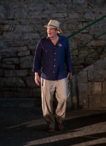 Woody Harrelson non the Croatian island of Vis