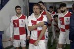 10-man Croatia go down to Scotland