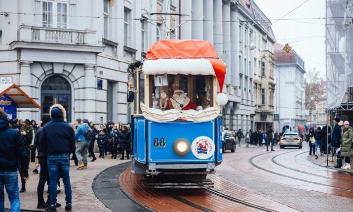 Merry Christmas tram returns to Zagreb streets – all you need to know