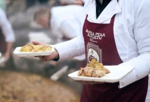 World’s largest Peka cooked in Croatian town of Oroslavje