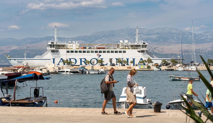 Island of Brac, Jadrolinija ferry